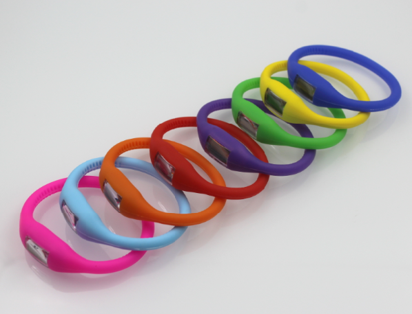 שעון דיגיטלי בצמיד סיליקון