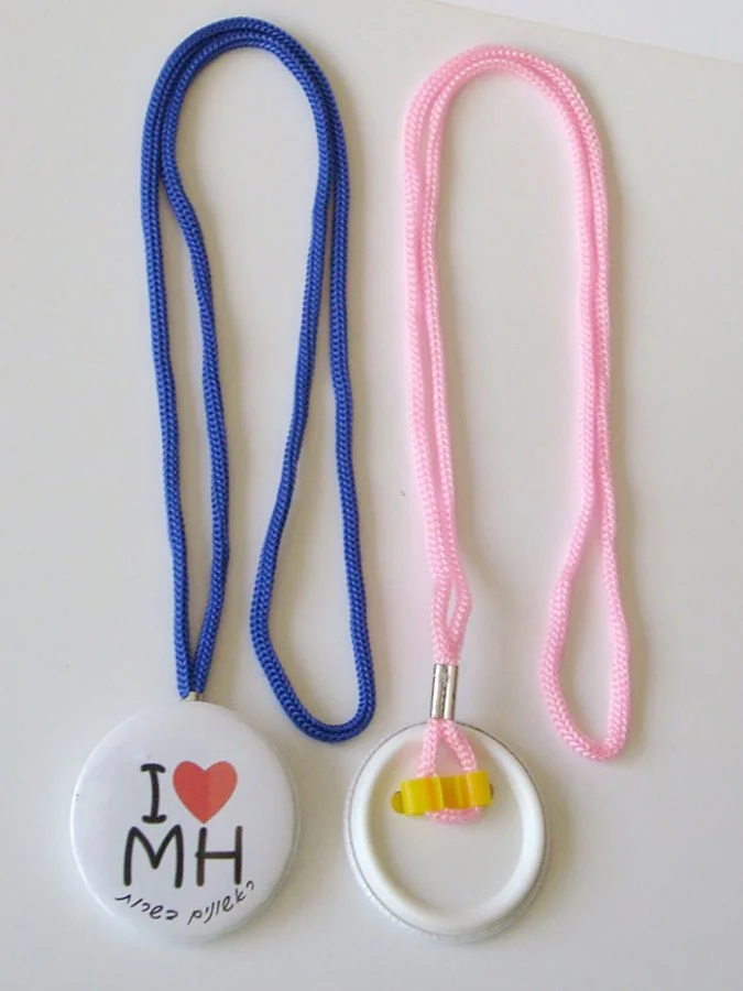 רצועה שרוך לצוואר